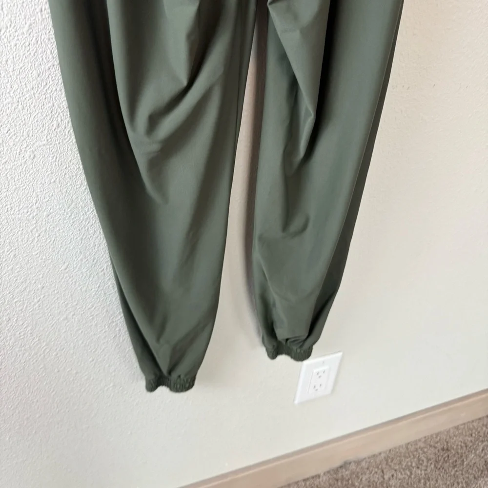 ADAY Pack It Up Pull On Technical Jogger Pant Green Casual Travel Women XS